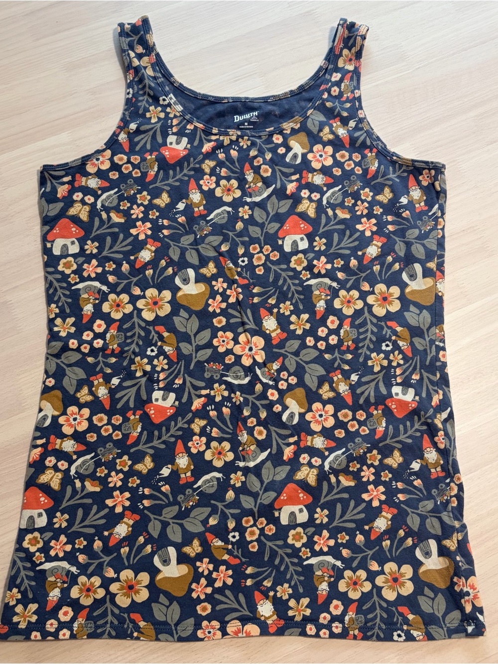 DULUTH TRADING CO Gnome Floral Mushroom Tank Top Sz M EUC Blue